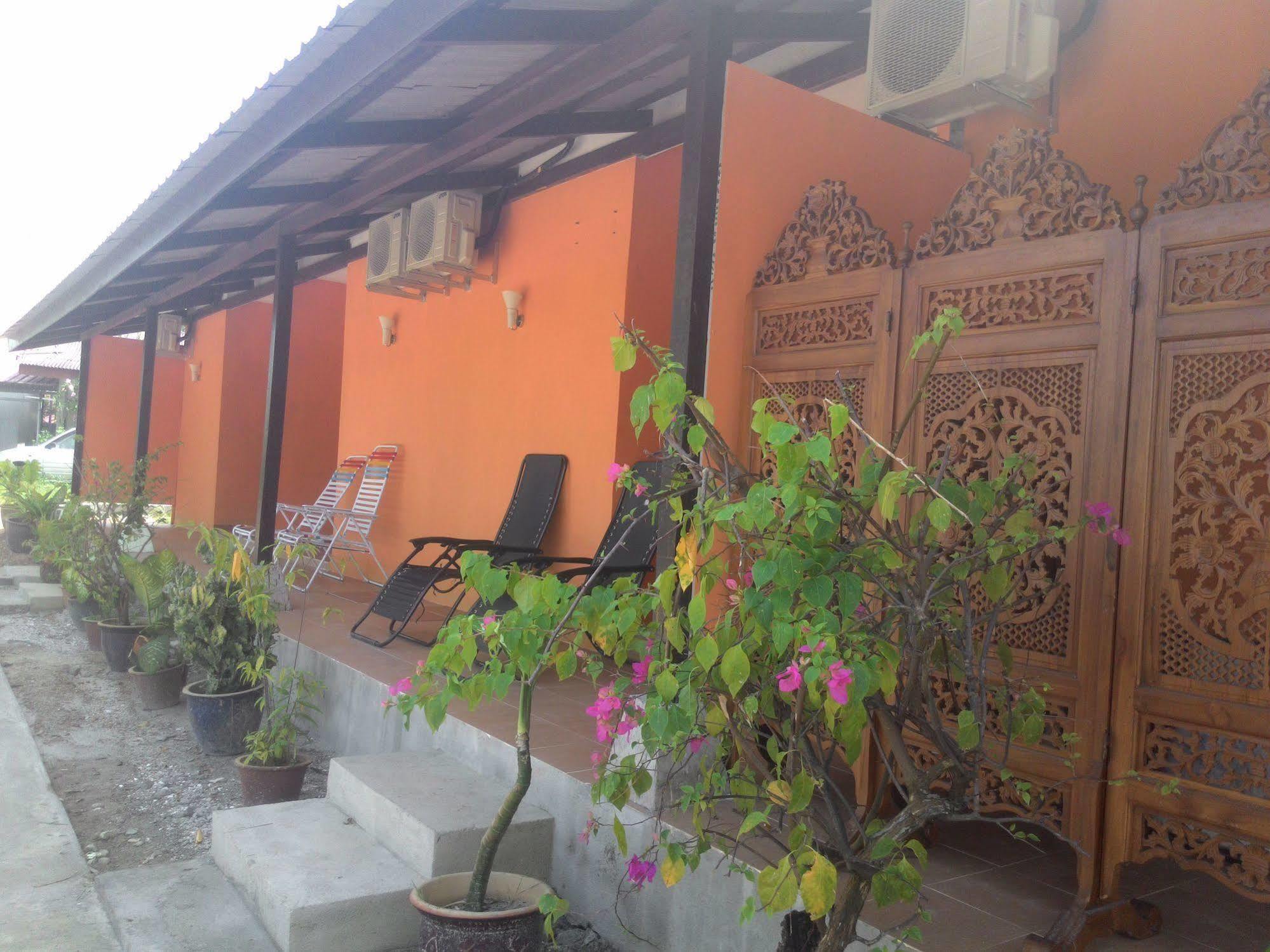 The Village Langkawi Pantai Cenang  Exterior foto
